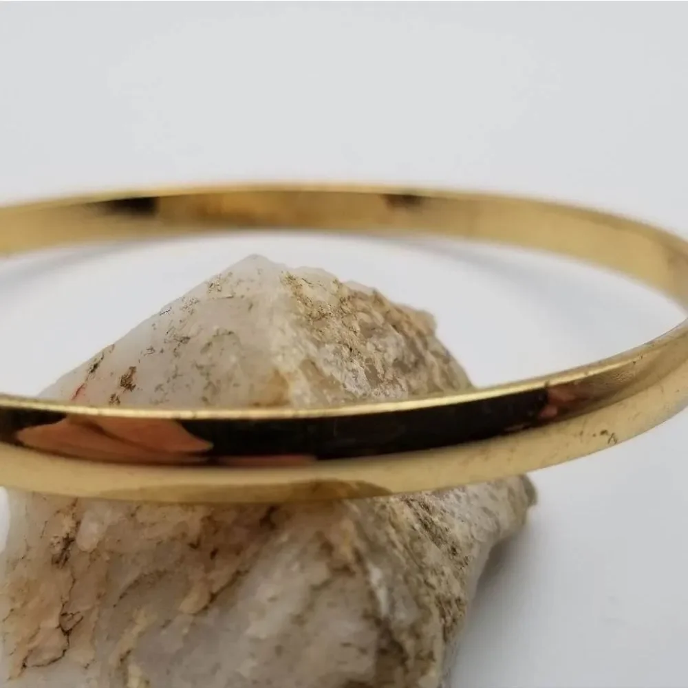 Everyday classic gold tone latest style bangle‎ unisex